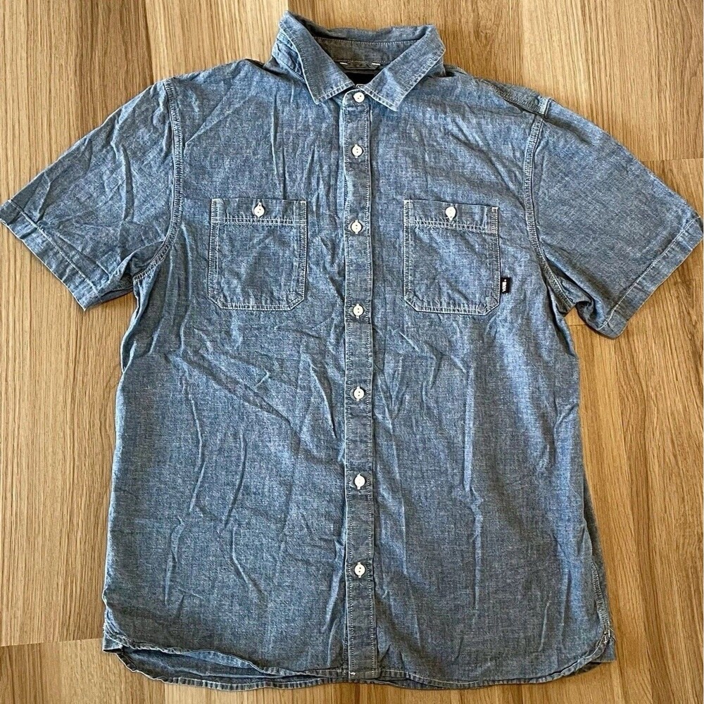 Vans Off The Wall Men’s L Blue Chambray Denim Short Sleeve Button Up Shirt Skate